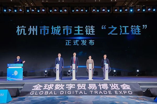 DeFi的十字路口：如何在理想与现实之间找到出路？